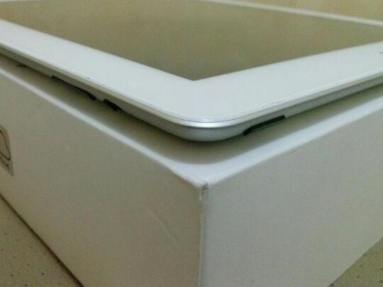 DIJUAL IPAD 2 16 GB WIFI ONLY MURAH