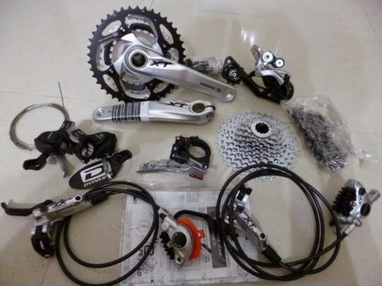 harga groupset deore xt