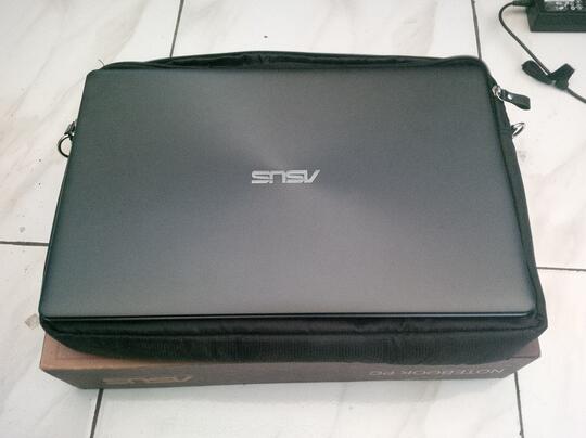ASUS X550D AMD A10 5570M-4GB- 1TB- VGA ATI 8670M 2GB - FULLSET =SOLO
