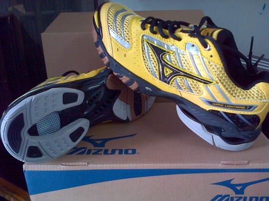 mizuno wave ultima 7 online