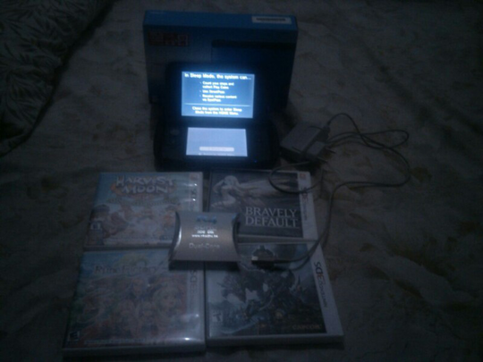 WTS 3DS XL + 4 kaset