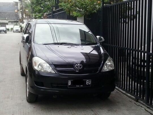 FS. INNOVA E 2.0 MT Hitam 2008