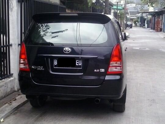 FS. INNOVA E 2.0 MT Hitam 2008