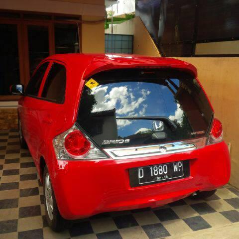 WTS Honda Brio E 1.2 Matic A/T AT merah 2014 awal mulus kilometer rendah Bandung bdg