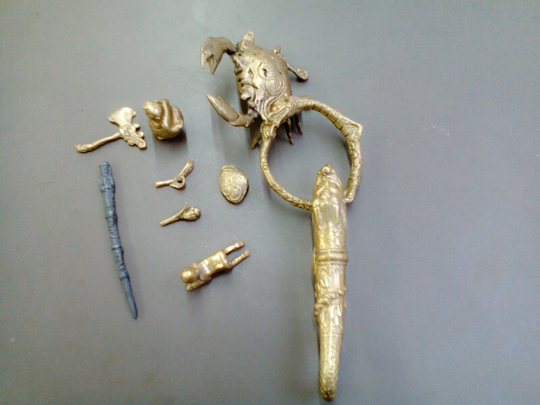 Kuningan Antik