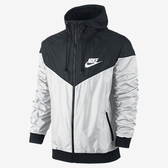 Terjual Jaket parasut nike windrunner 