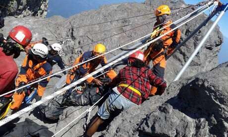Mahasiswa Atmaja Pendaki Merapi Dilaporkan Terjatuh ke Jurang Kawah