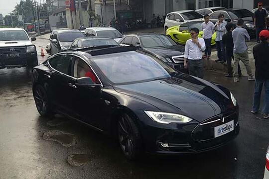 Knp Mobil Tesla Boleh Masuk Indonesia Tapi Mobil Listrik Selo Ga Layak Jalan Kaskus