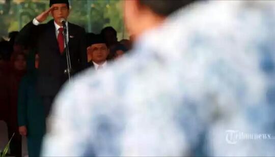 { NASTAK KAPAN?? }Jokowi: Upacara 17-an ini Saya Undang Warga di Sekitar Istana