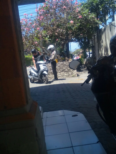Ga heran POLANTAS jadi ladang yg super basahhh,ada bukti foto!!!