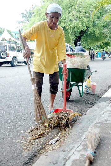 Tanpa Kita Sadari Jasa Orang-Orang Ini Membantu Meringankan Kehidupan Kita