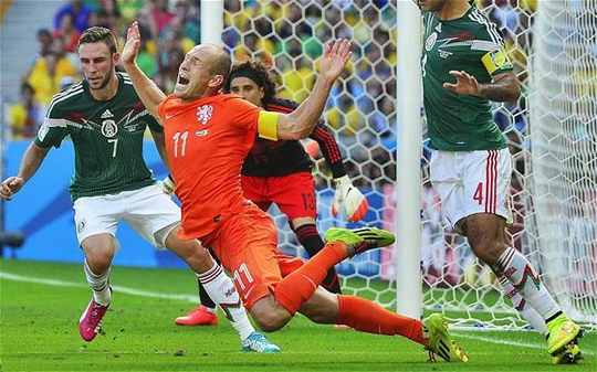 DIVING & Suka Akting Pemain Sepakbola