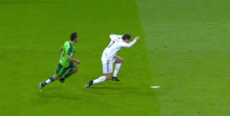 DIVING & Suka Akting Pemain Sepakbola