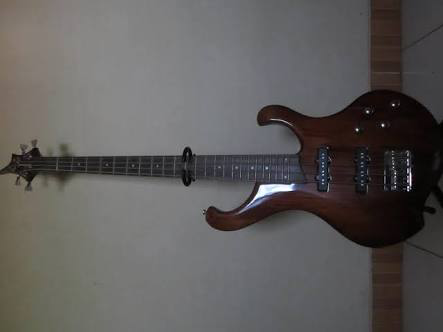 Gitar Bass Rockwell B2B like new!!!! MURAH...