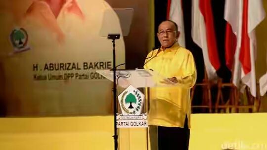 Ical Berpantun: Jokowi Harapan Kita, Junjunglah Hukum, Majulah Bangsa!