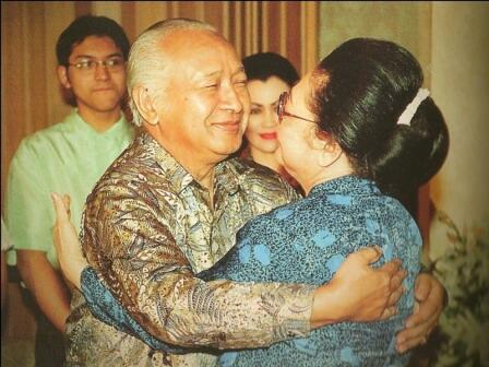 Kumpulan Foto Untuk Mengenang 8 Tahun Meninggalnya Pak Harto