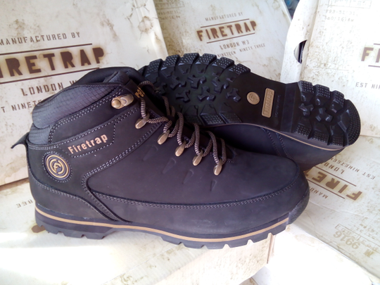 Terjual SEPATU GUNUNG/OUTDOOR/TRACKING FIRETRAP, SALOMON