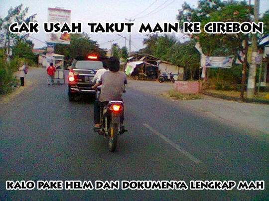 Warga Cirebon Menolak #CirebonKotaTilang Membalas dengan Meme Positif