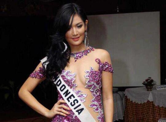 16 Putri Kerajaan di Dunia ini, cerdas dan cantik jelita