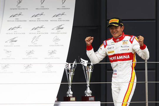 Maju atau Mundur? Upaya Rio Haryanto Menuju Pentas Formula 1