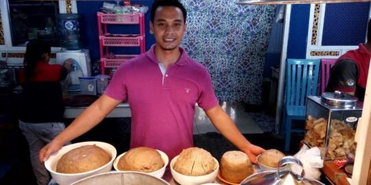 Seperti Inilah Wujud Bakso Klenger, Bakso yang Berukuran Sampai 5 Kg