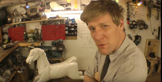 Colin Furze: Tidak Lulus Sekolah, Tapi Memiliki Beberapa Rekor Dunia.