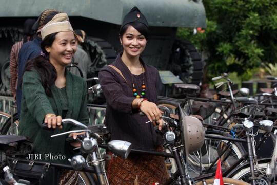 Inilah Keseruan yang Hanya Bisa Kamu Rasakan Saat Mengikuti Festival Sepeda Onthel