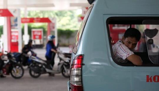 Keputusan Pemerintah Soal Taksi Berbasis Aplikasi