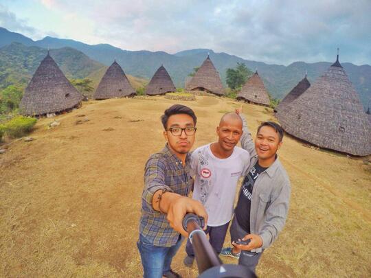 Backpackeran murah ke Waerebo