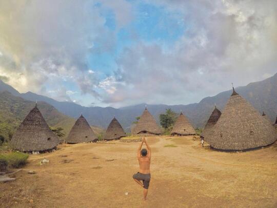 Backpackeran murah ke Waerebo