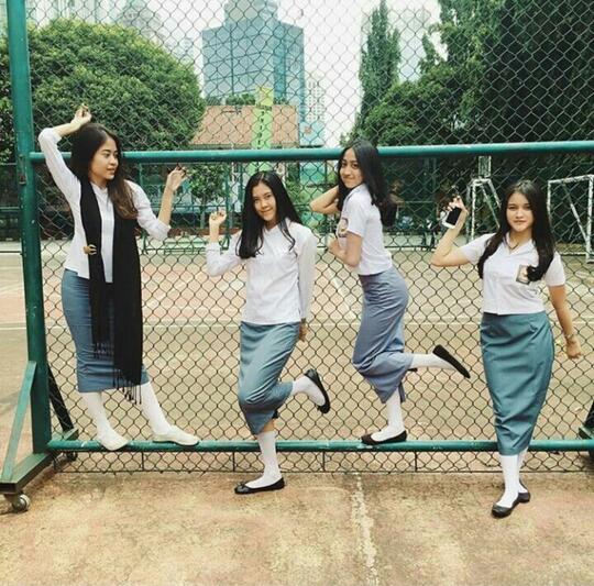 Rok Span Cewek SMA kekinian katanya IGO inside ++