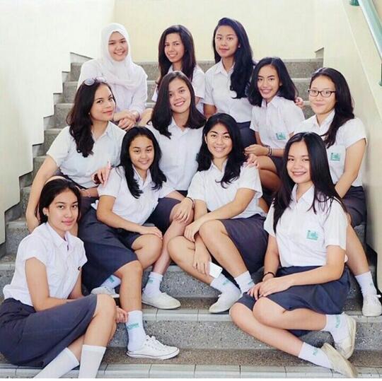 Rok Span Cewek SMA kekinian katanya IGO inside ++