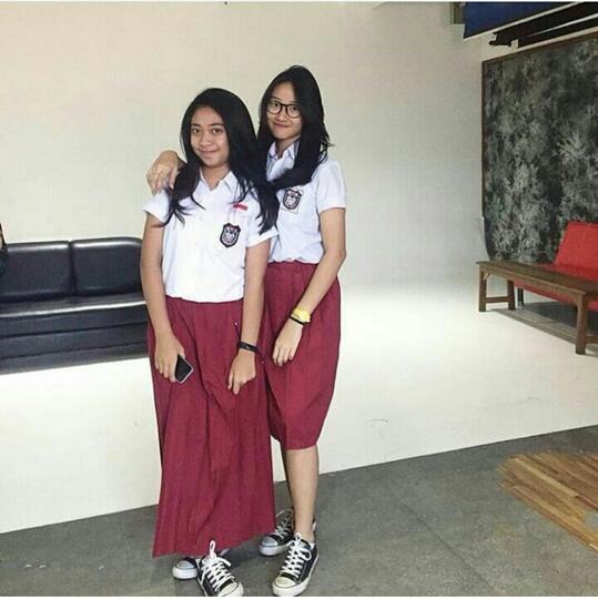 Rok Span Cewek SMA kekinian katanya IGO inside ++