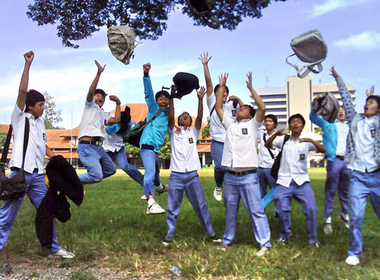 5 Hal Yang Bakal Bikin "Gw" Kangen Sama SMA