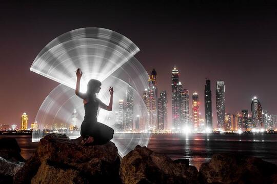 Seni Foto Dance Light Yang Mengagumkan