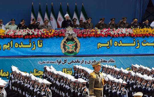 Belajar dari Iran, Negeri "Seribu" Embargo