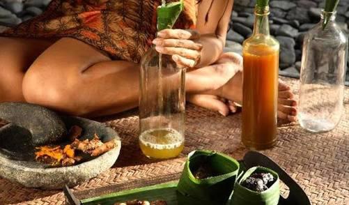 Mengapa Kebanyakan Kita Menyebut "Minum Obat" Meskipun Berbentuk Benda Padat?
