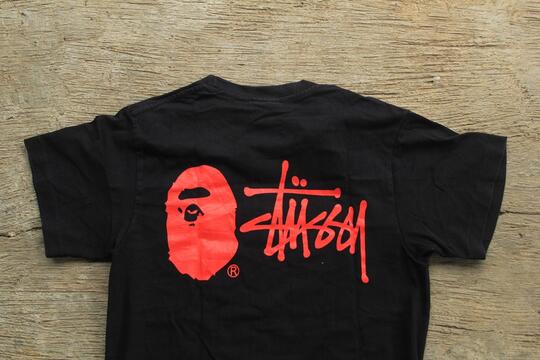 Terjual TSHIRT STUSSY X BAPE,A BATHING 
