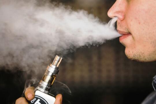 Wajib tahu! Inilah Persepsi Salah Banyak Orang Tengtang Vapor, Rokok, dan Shisha