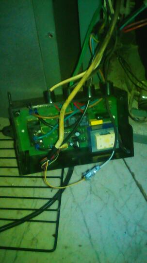 yang punya Ac ato kulkas dirumah,ane mau berbagi ilmu nya sedikit..