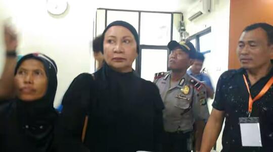 Ratna Sarumpaet: Haram Hukumnya Ahok Jadi Gubernur Lagi