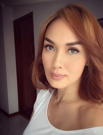 Dukun cabul udah mainstream , ini dia Dukun Cantik pengusir hantu