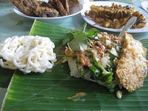12 Menu Sarapan dari Berbagai Daerah di Indonesia :D