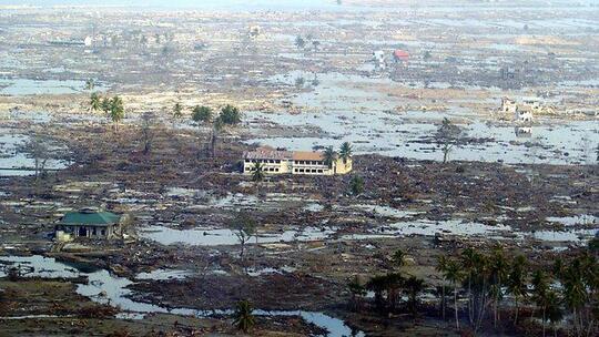 5 Kisah Ajaib Saat Tsunami Aceh Kaskus