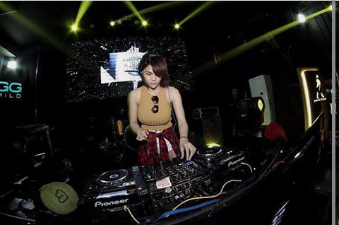 DJ CANTIK indonesia yg POPULER di INSTAGRAM
