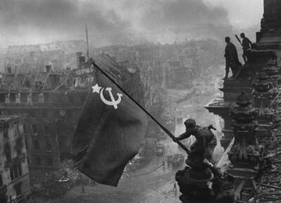 Perang Dunia II: Apakah Dunia Berutang pada Soviet?