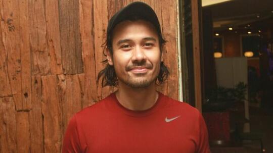 Pesan Chicco Jerikho Ke Laudya Cynthia Bella Yang Sabar Kaskus