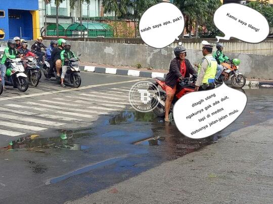8 Meme pemotor nakal dihadang polisi ini ngocolnya parah banget