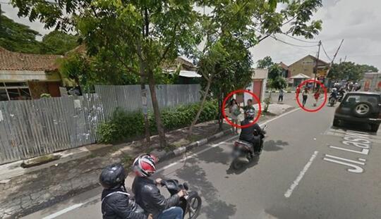5 Kejadian Nyleneh di Indonesia yang Terekam Google Street View