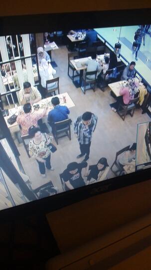 PENCURIAN TAS DI MALL GREEN PRAMUKA CITY